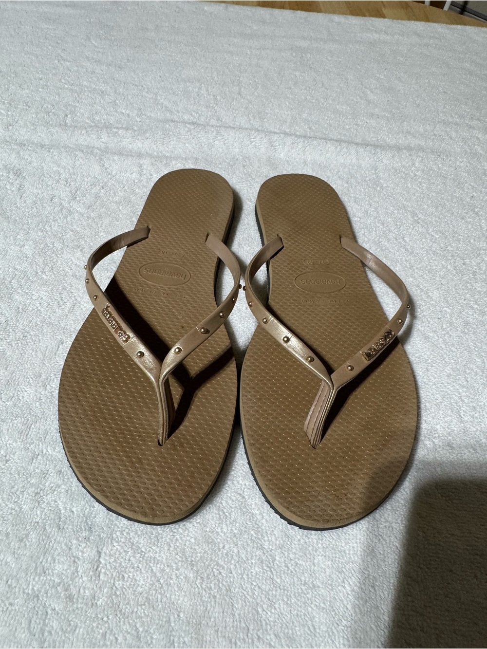 Havaianas Women’s Metallic Bronze Brown Slim Flip Flops